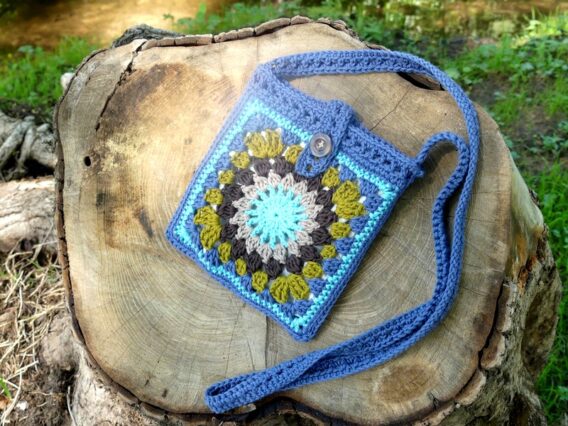 Petit sac Bohème "Tournesol" au Crochet Bleu recto