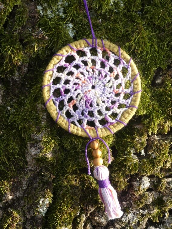 Petit Attrape-rêves "Arlequin" au Crochet diam 10 cm Modèle 3